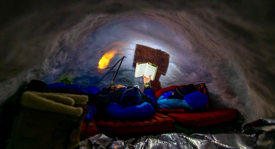 Nachtje slapen in de quinzee